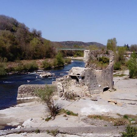 L'Oustau Bonur Bed & Breakfast Bourg-Saint-Andeol Bagian luar foto
