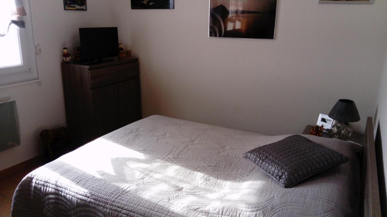 L'Oustau Bonur Bed & Breakfast Bourg-Saint-Andeol Bagian luar foto