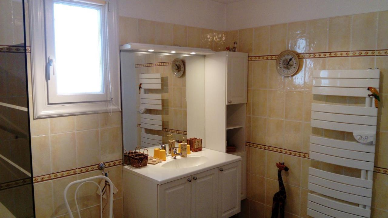 L'Oustau Bonur Bed & Breakfast Bourg-Saint-Andeol Bagian luar foto