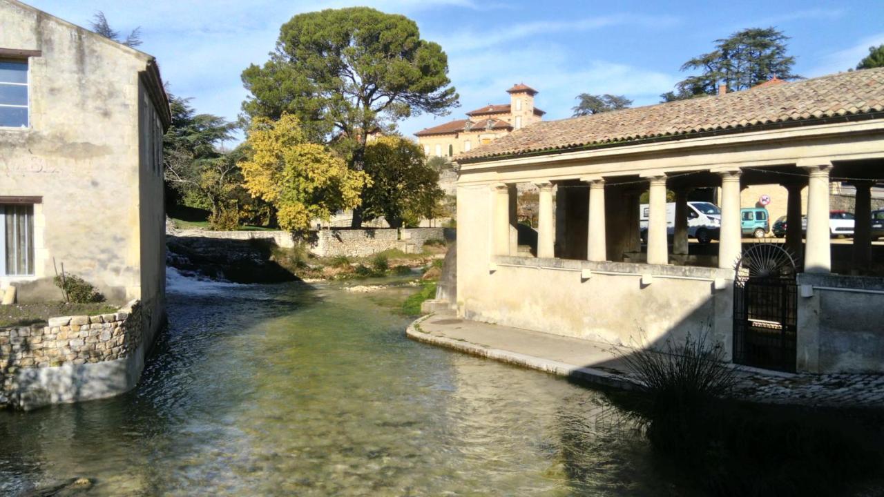 L'Oustau Bonur Bed & Breakfast Bourg-Saint-Andeol Bagian luar foto